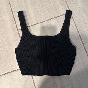 Aritzia Sculpt Tank